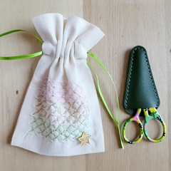 Tijera + Bolsita Sashiko bordada - tienda online