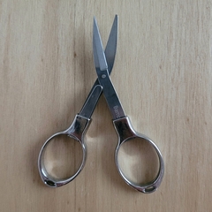 Tijera Plegable...ideal para llevar a todos lados! en internet