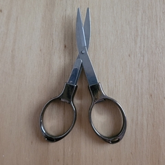 Tijera Plegable...ideal para llevar a todos lados! - tienda online