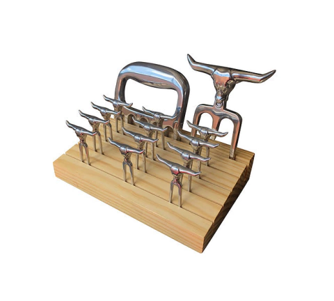 Kit Garra de Urso, Tridente e 12 Mini Tridentes