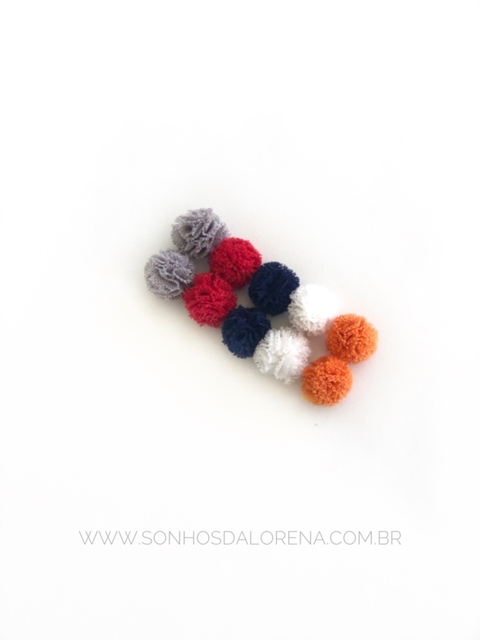 KIT COM 10 POMPOM DE MALHA MISTOS COM COR LARANJA TONS ESCOLARES 1,5CM