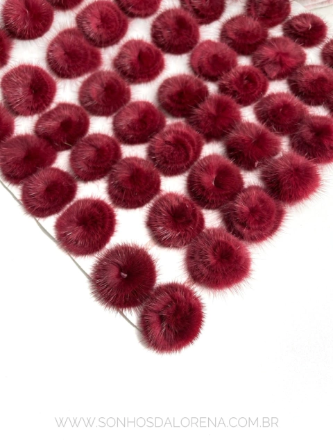 POMPONS ACHATADINHOS DE PELUCIA 4,5CM MARSALA 2 UNIDADES