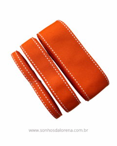 FITA PESPONTADA YAMA LARANJA COM PESPONTO BRANCO (5 METROS) COR 750 TORRID ORANGE