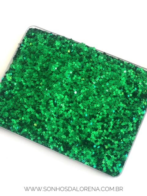 CONFETES DE ESTRELAS VERDE BANDEIRA COM 15 GRAMAS