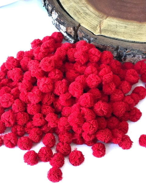 POMPONS DE MALHA 1,5CM VERMELHO (10 UNIDADES)