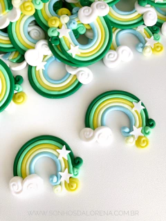 APLIQUE EMBORRACHADO ARCO IRIS AMARELO E VERDE COM 02 UNIDADES