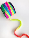 FITA POMPOM PARA ACABAMENTO MULTICOLORS NEON 3 METROS