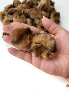 POMPOM DE PELUCIA ONÇA MARROM 4CM UNIDADE - comprar online