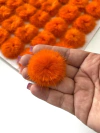 POMPONS ACHATADINHOS DE PELUCIA 4,5CM LARANJA NEON 2 UNIDADES
