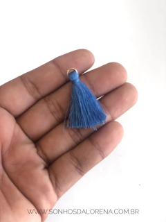 TASSEL AZUL SAFIRA COM ARGOLA DOURADA DE 3CM KIT COM 2 UNIDADES - comprar online