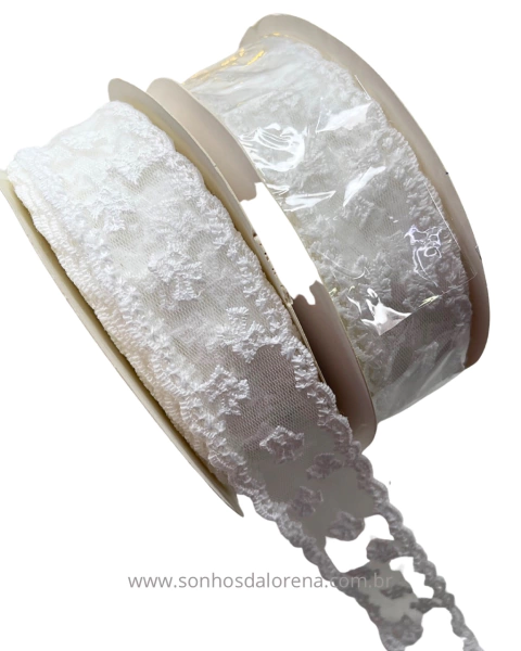 FITA DE TULE BORDADA DE LACINHOS BRANCA POR METRO