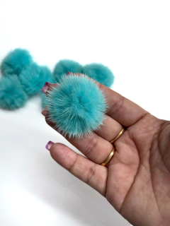 POMPONS ACHATADINHOS DE PELUCIA 4,5CM TIFANY 2 UNIDADES - Sonhos da Lorena