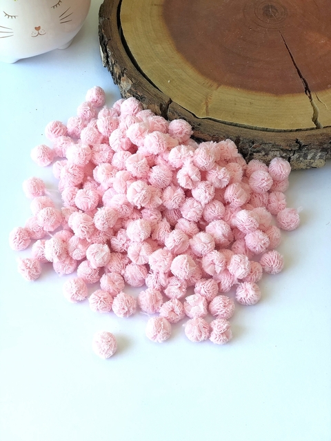 POMPONS DE MALHA 1,5 ROSA BEBE (10 UNIDADES)