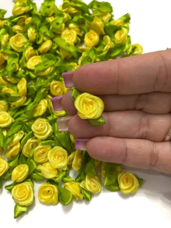 FLORES DE ROCOCO AMARELO VANILA KIT COM 5 UNIDADES - comprar online