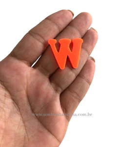 APLIQUE ACRILICO LETRA "W" LARANJA NEON 2,5CM X 2,5CM UNIDADE - comprar online