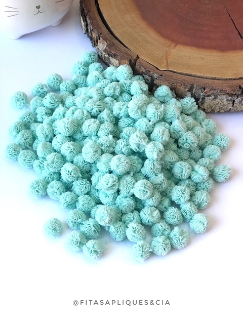 POMPONS DE MALHA 1,5CM TIFANNY (10 UNIDADES)