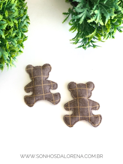 APLIQUE ALMOFADADO URSO MARROM COM LISTRAS MARROM CLARO 5CM 2 UNIDADES