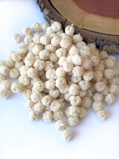 KIT COM 10 POMPONS DE MALHA DE 1,5CM OFF WHITE