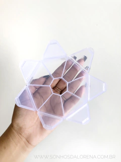 CAIXA ORGANIZADORA TRANSPARENTE FLOR VAZADA P COM 7 DIVIDORIAS - comprar online
