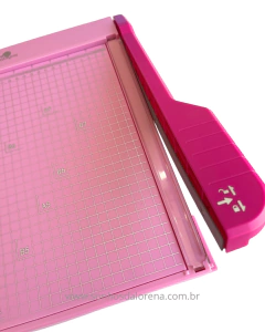 GUILHOTINA 8.5X12 COM LAMINA DE AÇO na internet