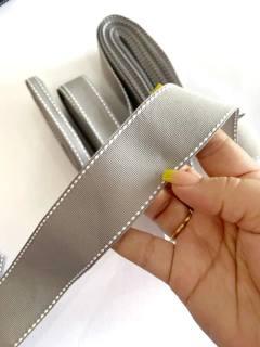 FITA PESPONTADA YAMA CINZA COM PESPONTO BRANCO (5METROS) 012W SHELL GREY - comprar online