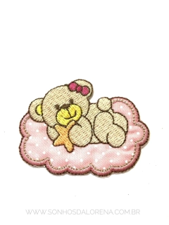 APLIQUE TERMOCOLANTE URSO DEITADO NA NUVEM TAM P 4,5X6CM UNIDADE - Sonhos da Lorena