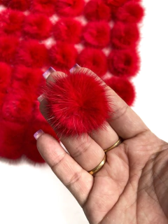 POMPONS ACHATADINHOS DE PELUCIA 4,5CM VERMELHO 2 UNIDADES - comprar online