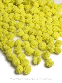 POMPONS DE MALHA 1,5CM LEMON (10 UNIDADES)