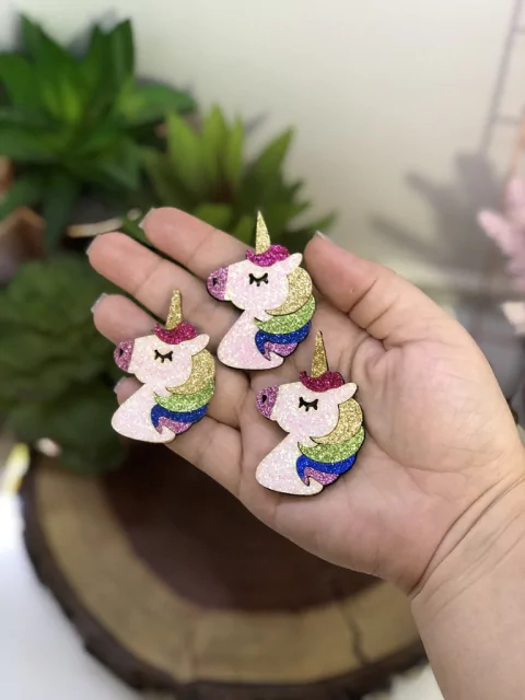APLIQUE UNICÓRNIOS DE GLITER COM 2 UNIDADES
