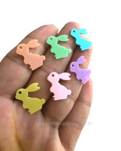 PINGENTE ACRILICO COELHO CORES DIVERSAS 1,5CM X 1,5CM KIT COM 06 UNIDADES - comprar online