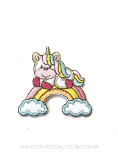 APLIQUE TERMOCOLANTE UNICORNIO NO ARCO-IRIS TAM P 5X5CM UNIDADE