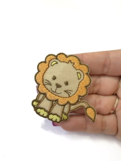 APLIQUE TERMOCOLANTE LEAO BEGE TAM P 5,5X6CM UNIDADE