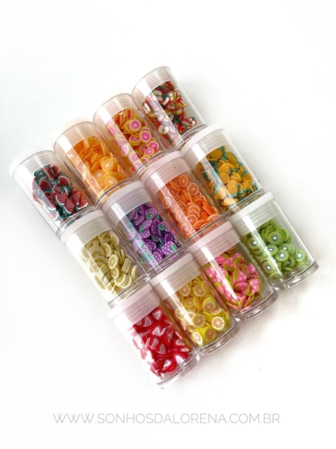 KIT CONFETES DE FIMO COM 12 FRUTINHAS SORTIDAS