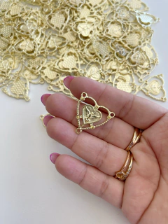 ENTREMEIO METAL DOURADO DIVINO CORAÇÃO DUPLO KIT COM 02 UNIDADES CODIGO 30 CODIGO 586 - comprar online