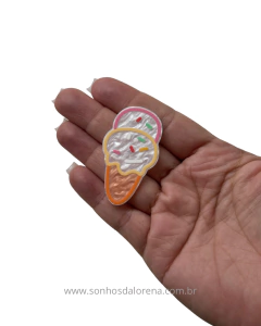 APLIQUES DE RESINA SORVETE COM CONFETES PEROLIZADO 4,5CM (2 UNIDADES) - comprar online