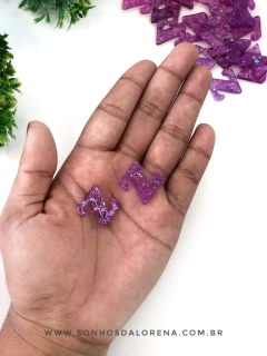 APLIQUE DE RESINA LETRAS Z ROXO COM CONFETES KIT COM 2 UNIDADES - comprar online