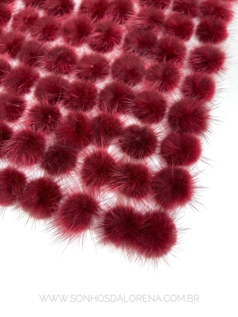 POMPONS ACHATADINHOS DE PELUCIA 2,5 MARSALA 2 UNIDADES