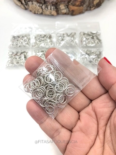 ARGOLINHAS PARA PULSEIRAS DE 8MM LATÃO CROMADO 10 GRAMAS
