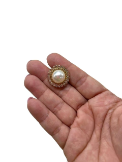 Imagem do APLIQUE/BOTÃO METAL PEROLA COM STRASS DOURADO 22MM ( 2 UNIDADES)