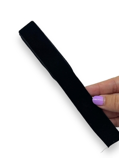 FITA VELUDO 25MM PRETA (2 METROS) - comprar online