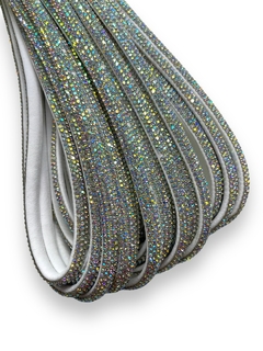 MEIA CANA DE STRASS FURTA COR 8MM (1 METRO)