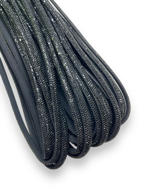 MEIA CANA DE STRASS PRETA 8MM (1 METRO)