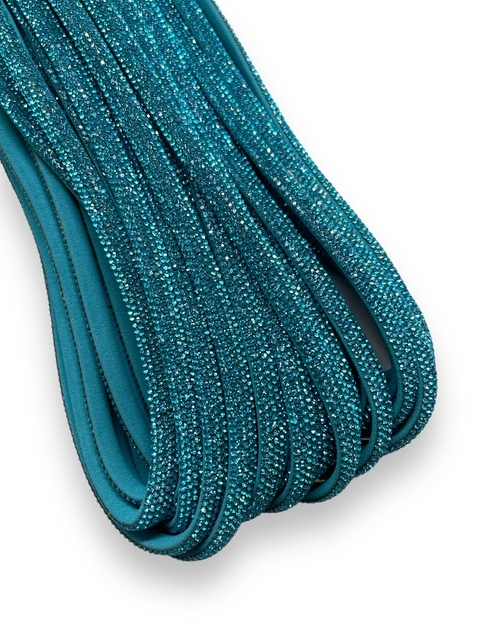 MEIA CANA DE STRASS AZUL TURQUESA 8MM (1 METRO)