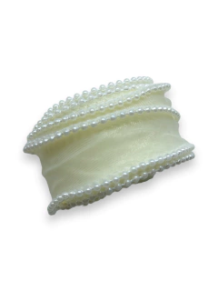 FITA ORGANZA COM BORDA DE PEROLAS 40MM (1 METRO) na internet