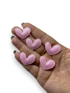 APLIQUE CORAÇÃO GLITTER 2,5CM ROSA BEBÊ (10 UNIDADES) - comprar online