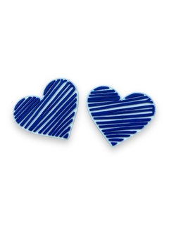 APLIQUE EMBORRACHADO CORAÇÃO RABISCADO AZUL ROYAL (2 UNIDADES) - comprar online
