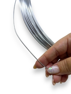 ARAME DE ALUMINIO 1,5MM PRATA (METRO) - comprar online