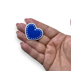 APLIQUE EMBORRACHADO CORAÇÃO PESPONTADO AZUL E BRANCO 3CM (2 UNIDADES) na internet