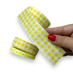 FITA GORGURÂO ESTAMPADA XADREZ CORAÇÃO AMARELO (3 METROS) na internet