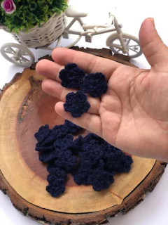 Imagem do FLOR DE CROCHÊ KIT COM 3 UNIDADES